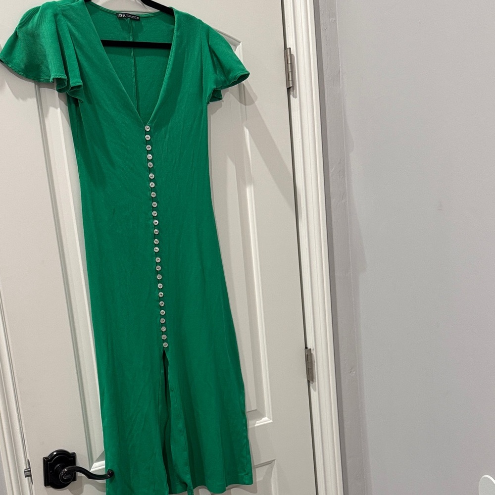 Zara Midi Knit  Green Button-Down Dress